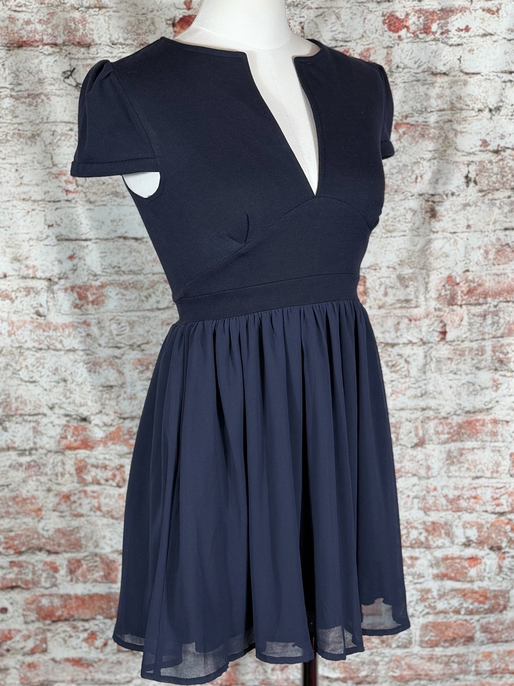 Tobi Navy Notch-Neck Fit & Flare Mini Dress Women’s XS